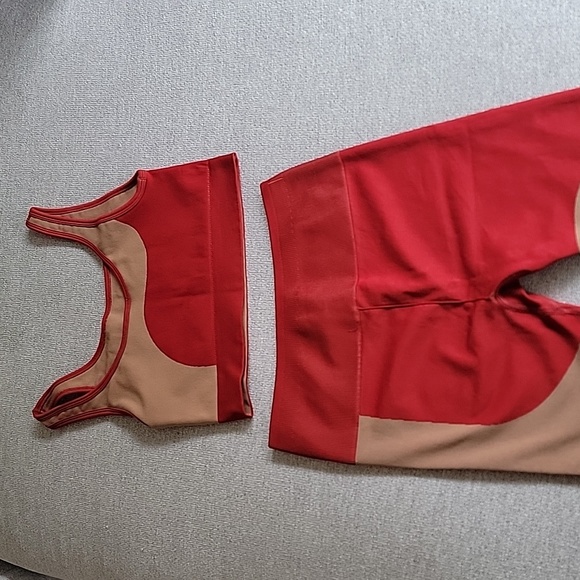 NWOT Workout - Picture 3 of 6